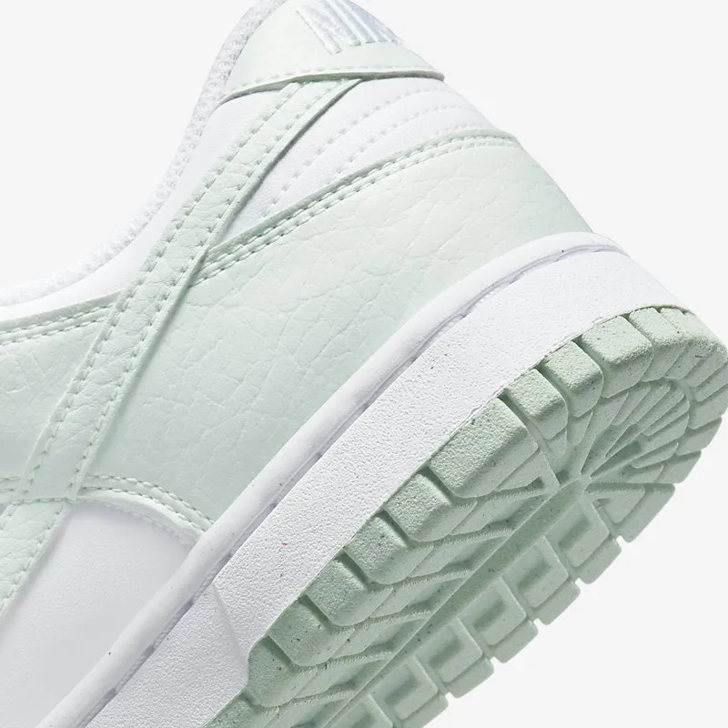 Nike Dunk Low Barely Green